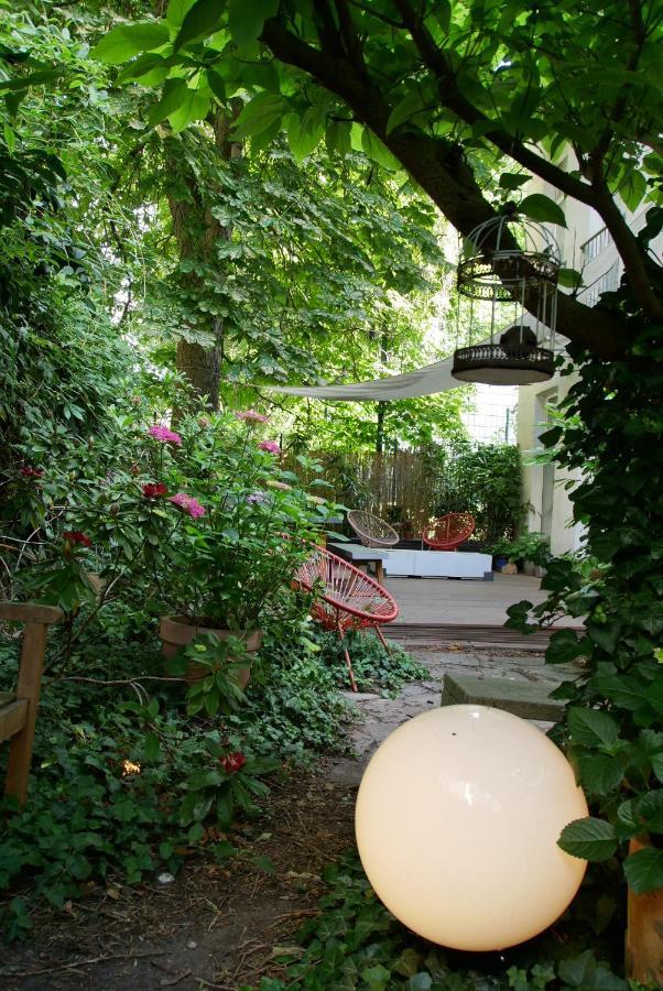 Luxury Townhouse With Garden - A Central Oasis Берлин Экстерьер фото